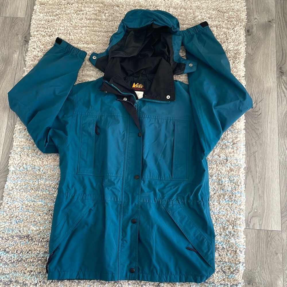 Reí green jacket size 8